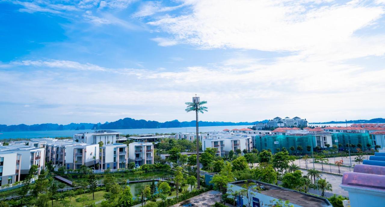 Essence Classic Hotel Hạ Long